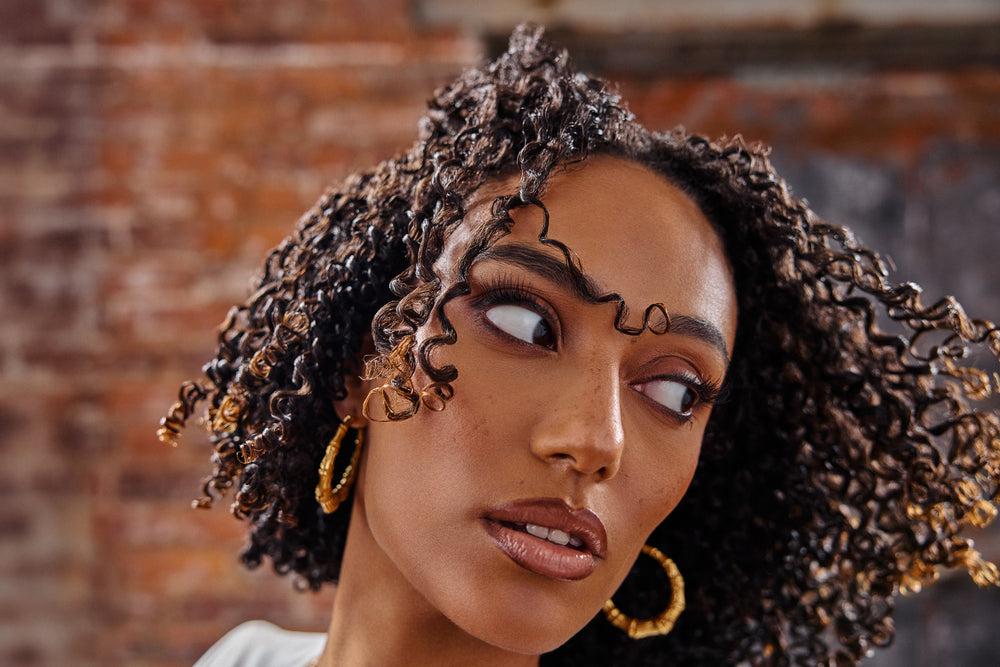 What Does a Hair Serum Actually Do?